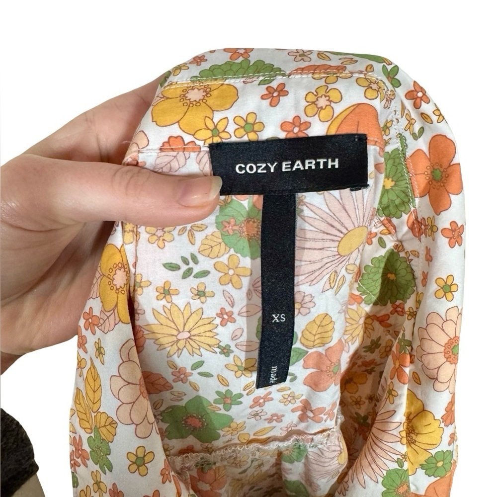 Cozy Earth Sutton Short Sleeve Pajama Top in Wildflower- Still Full Price - Picture 10 of 12